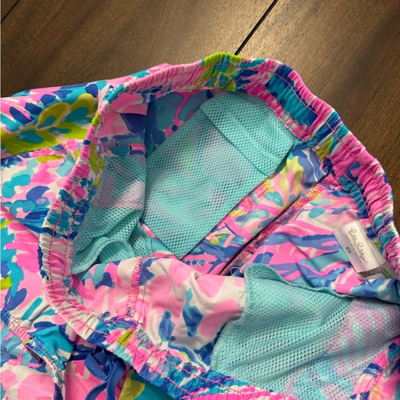 Lilly Pulitzer Colorful Athletic Shorts - Picture 4 of 5